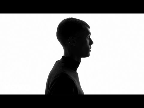 Stromae - quand c&#039;est ? (Official Video)