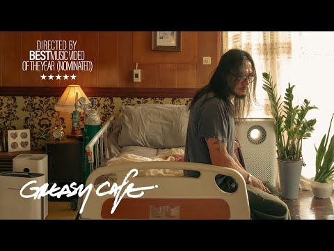 Greasy Cafe - หาย [Official MV]